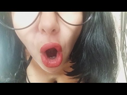 ❤️ ګرانه، ستا سوزنده مور به تاسو نن ښوونځي ته نه پریږدي ... زه تاسو ته ډیره اړتیا لرم ... په فحش ps.moresexmovies.ru